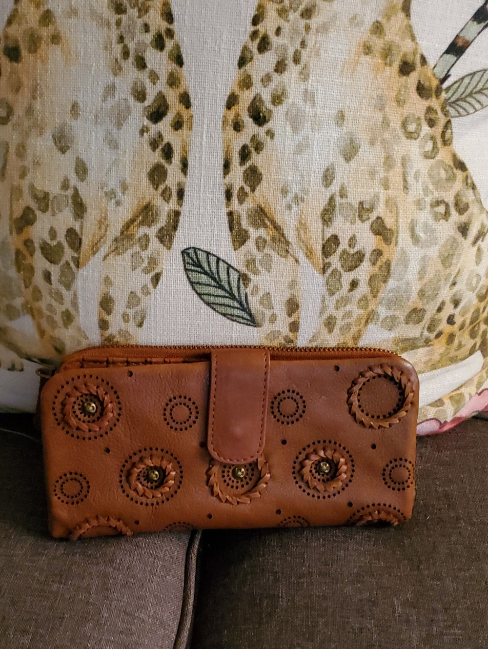 Vilenca Leather Eyelet Detail Wallet - Brown